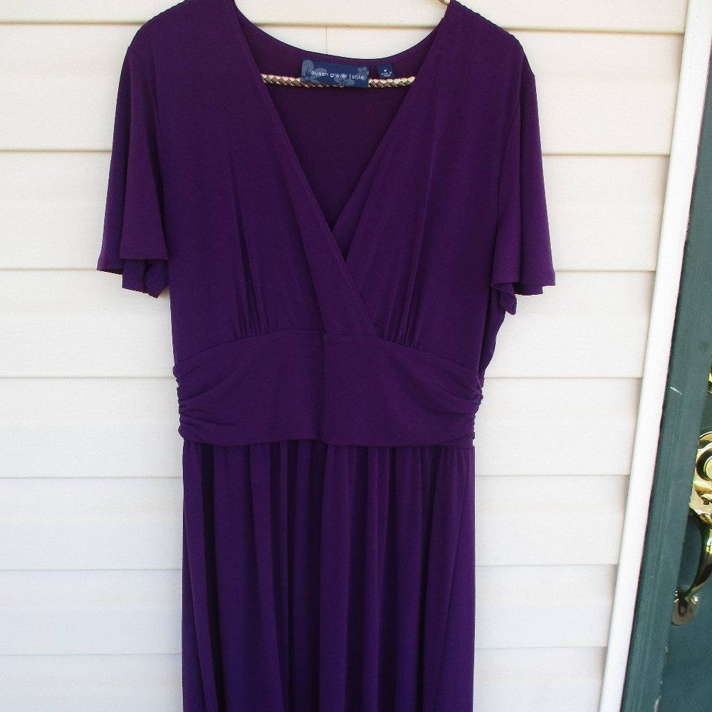 Women's Susan Graver Style Stretch Purple Short Sleeve V-Neck Dress Size: Medium
